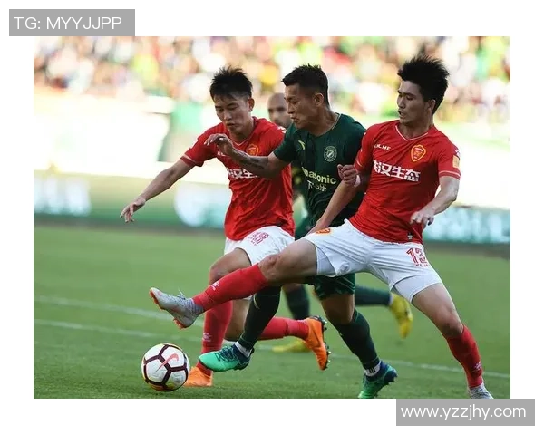 杭州足球队团队协作引发热议球迷与专家各执己见分析争议原因